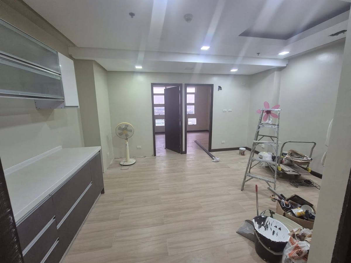 2 Bedroom Condo For Rent - photo 2