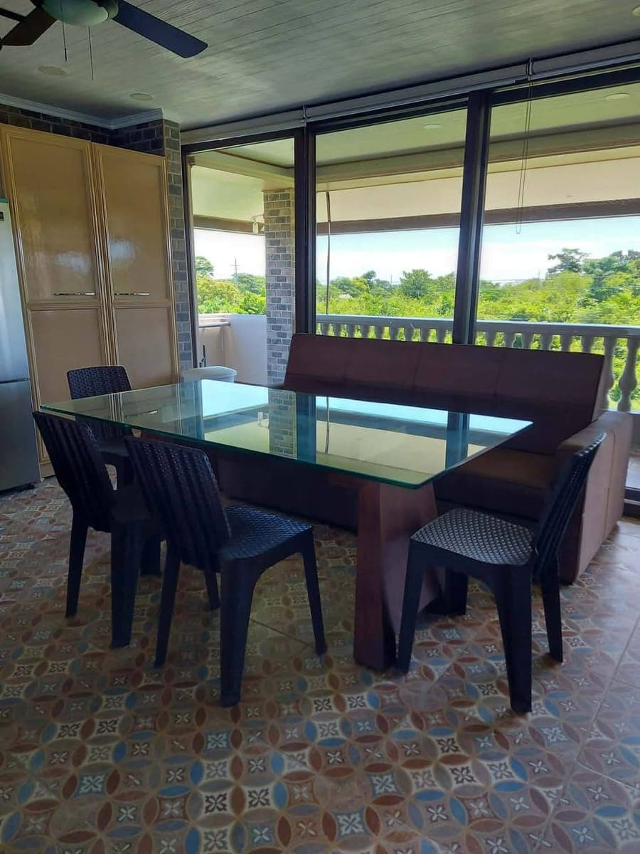 3 STOREY BEACH VIEW FULLYFURNISHED  HOUSE FOR RENT IN LAPU LAPU - photo 3