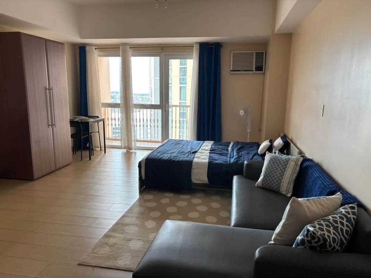FOR RENT – Fully Furnished Studio Unit - photo 1