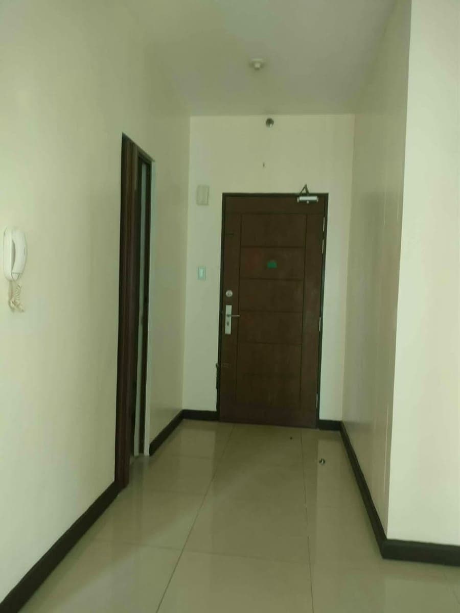 For Rent : The Magnolia Residences Tower B 15th Floor, Aurora Blvd. Cor. Doña Hemady - photo 2
