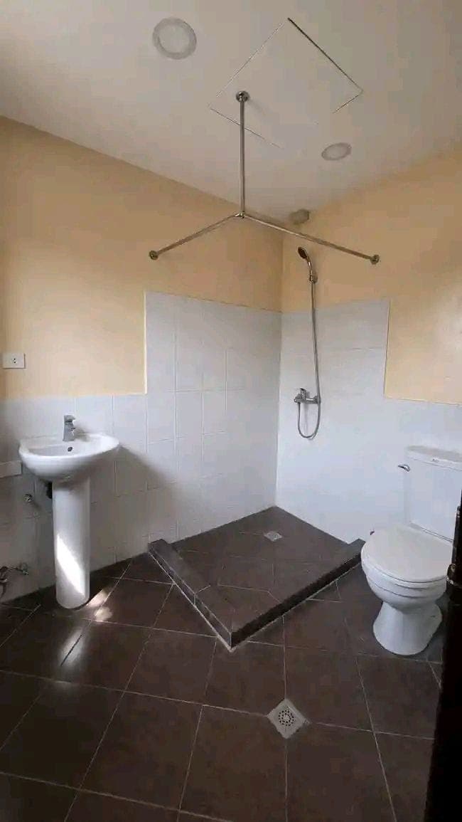 For Rent: 2BR & 2T&B located in Banilad - photo 5