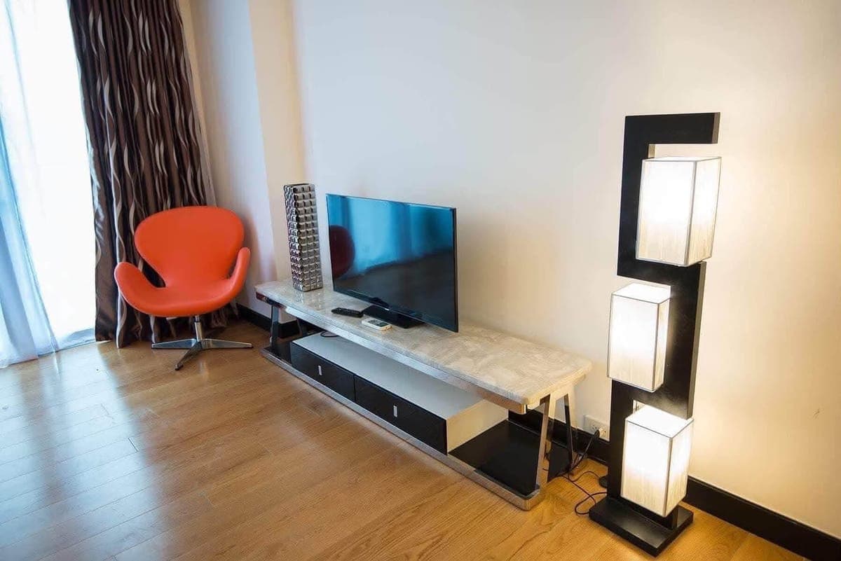 FOR RENT: One Serendra West Tower 2BR Condo, BGC Taguig - photo 5