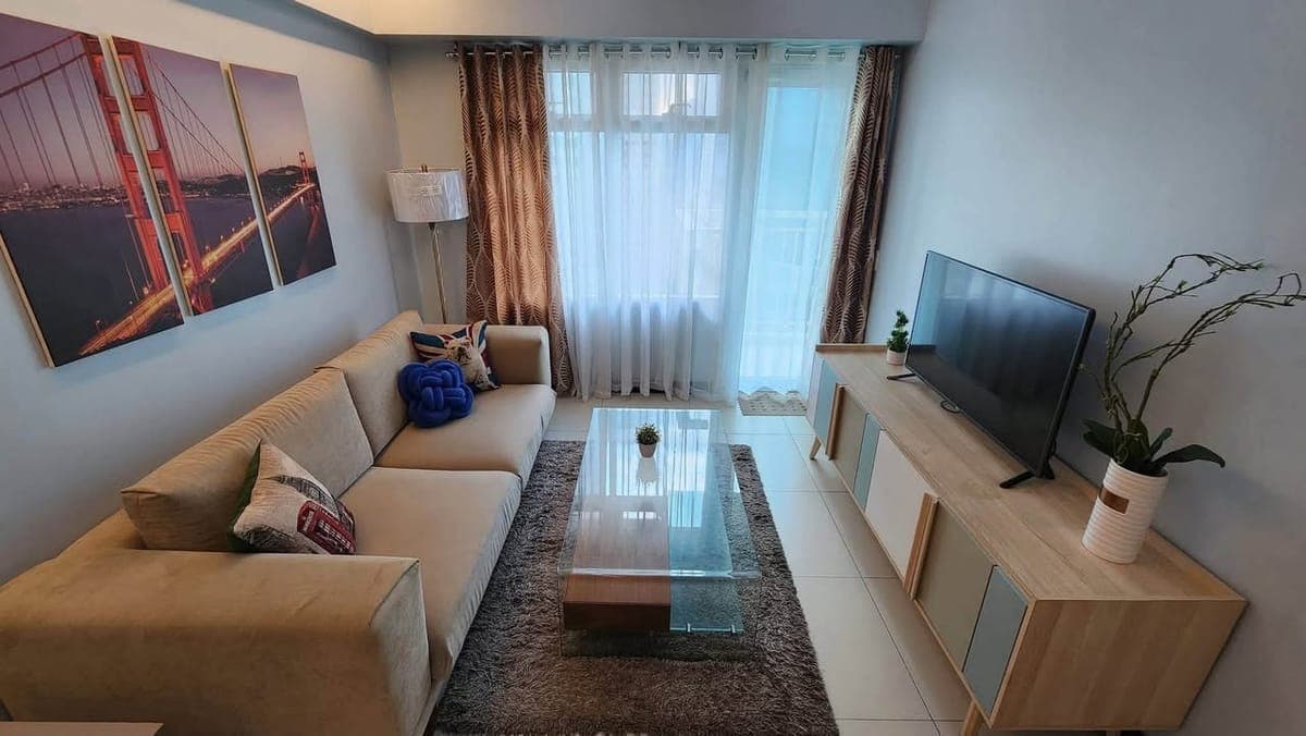 📍Two serendra, Aston tower - photo 1