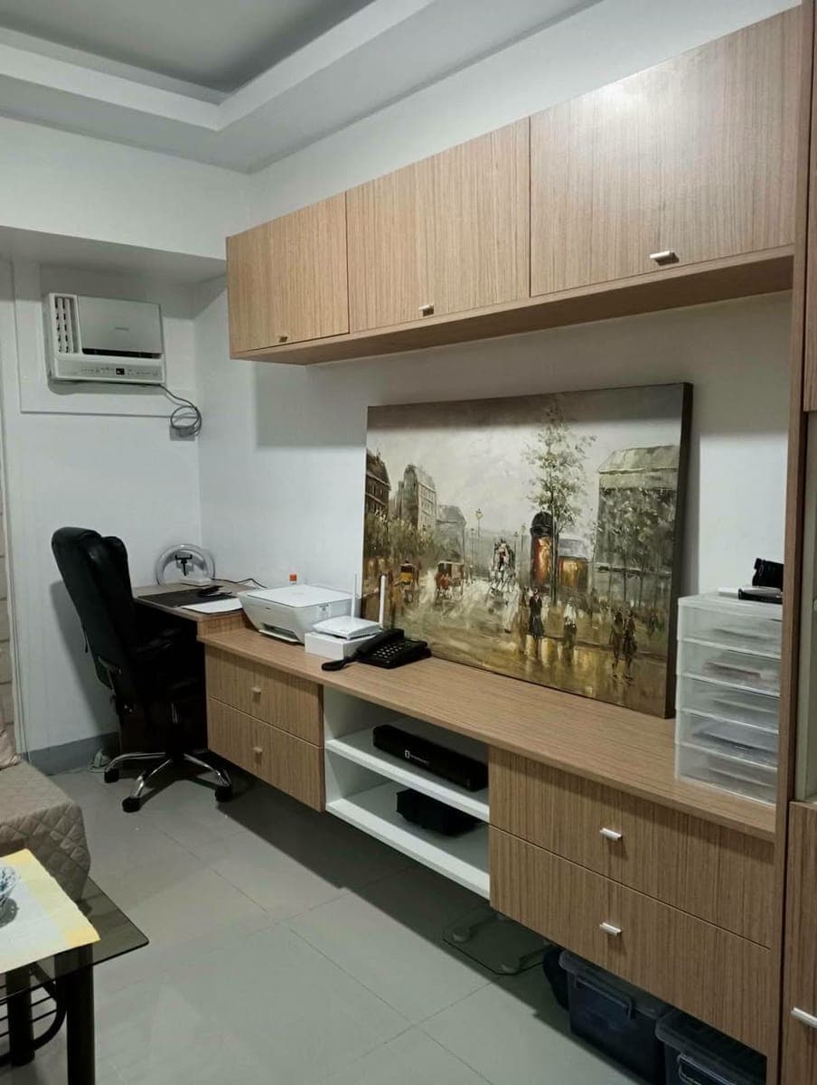 Condo unit for long term rent  1BR FLIX WITH BALCONY AT THE SILK RESIDENCES - photo 3