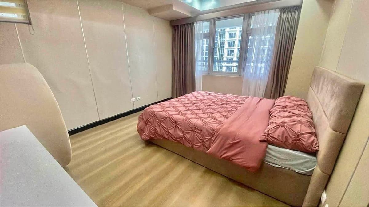 ₱245,000 MONTHLY‼️3-BEDROOM UNIT WITH BALCONY AND PARKING AT VERVE RESIDENCES, BGC TAGUIG - photo 4