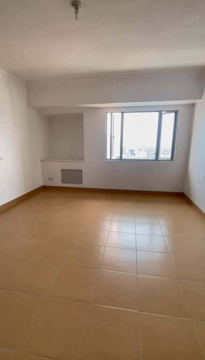 FOR RENT‼️BARE UNIT‼️SOUTH INSULA - photo 3