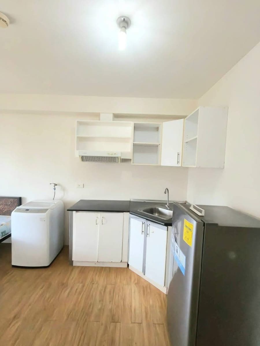 🏙️ FOR RENT — Studio-Type Unit in Avida Tower 1, IT Park Cebu City Across Sugbo Mercado - photo 2
