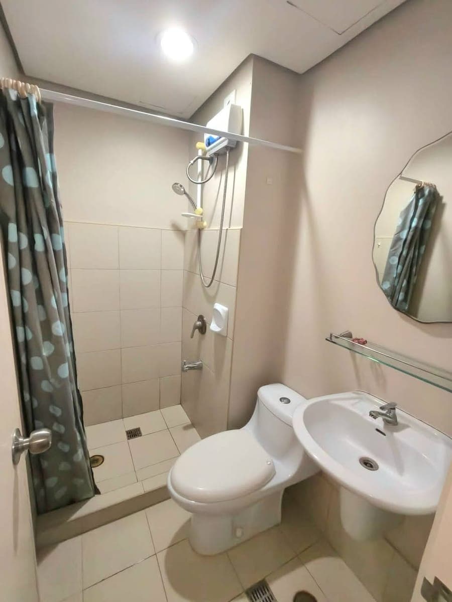 🏙️ FOR RENT — Studio-Type Unit in Avida Tower 1, IT Park Cebu City Across Sugbo Mercado - photo 4
