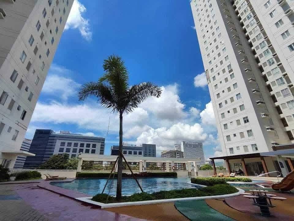 FULLY-FURNISHED STUDIO UNIT FOR RENT AT AVIDA TOWER  1, 16th floor...IT Park, CEBU - photo 1