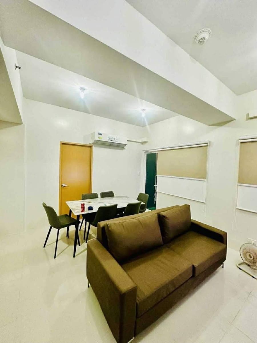 Park Avenue, The Big Apple, BGC for Rent - photo 4