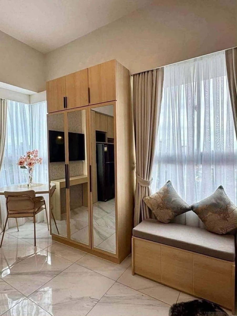 🏢 FOR RENT – Condo Studio Unit - photo 2