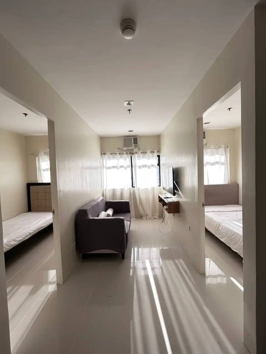 👉Midpoint Two-bedroom Unit for Rent - photo 1