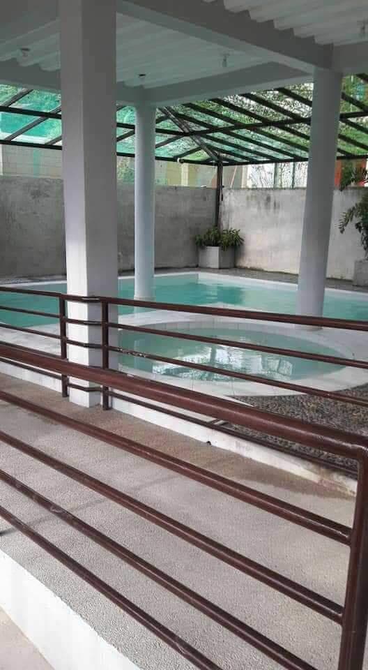 condo for rent Studio unit near schools ,malls ,banks ,markets and near entrance gate semi furnished... - photo 1