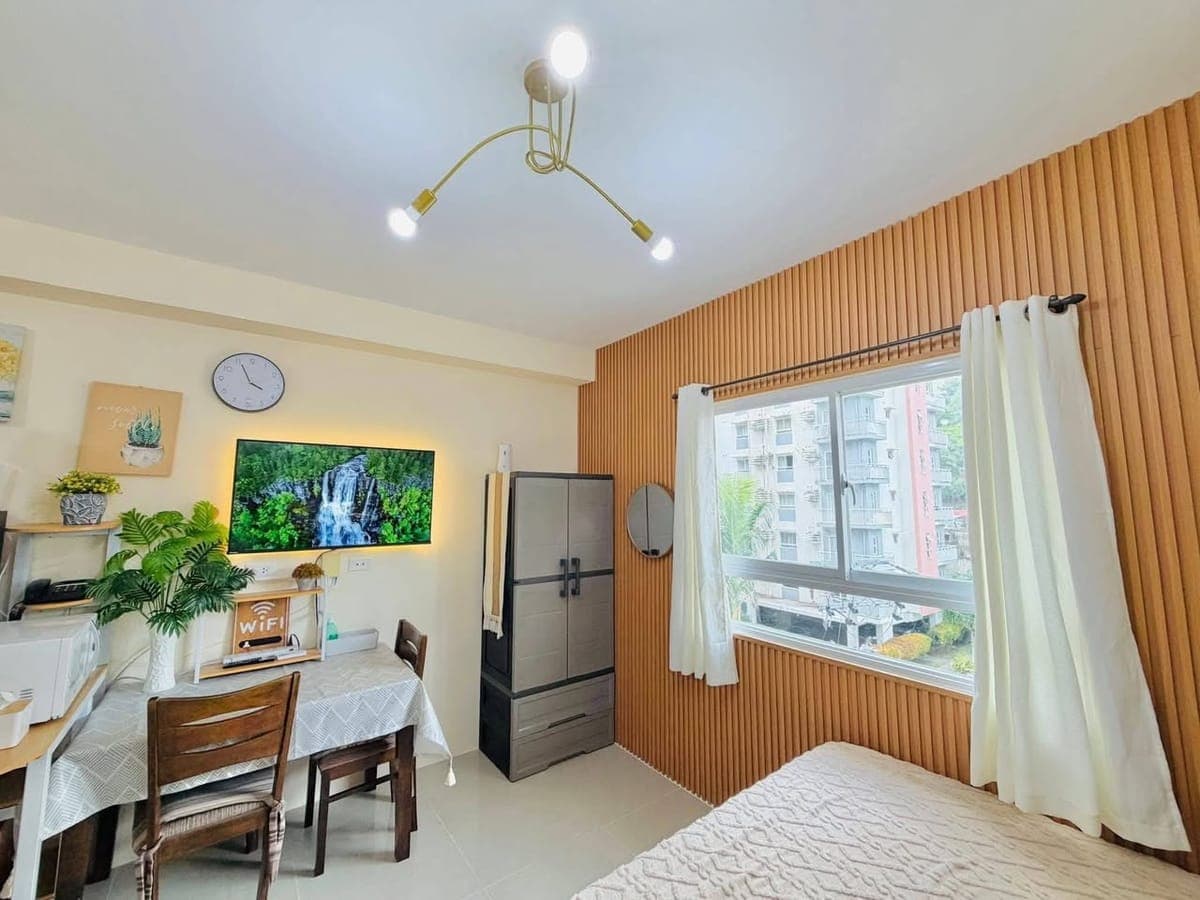 For Rent: NEWLY FURNISHED STUDIO UNIT 20SQM. with 500Mbps Fiber Internet & Smart Lock - photo 1