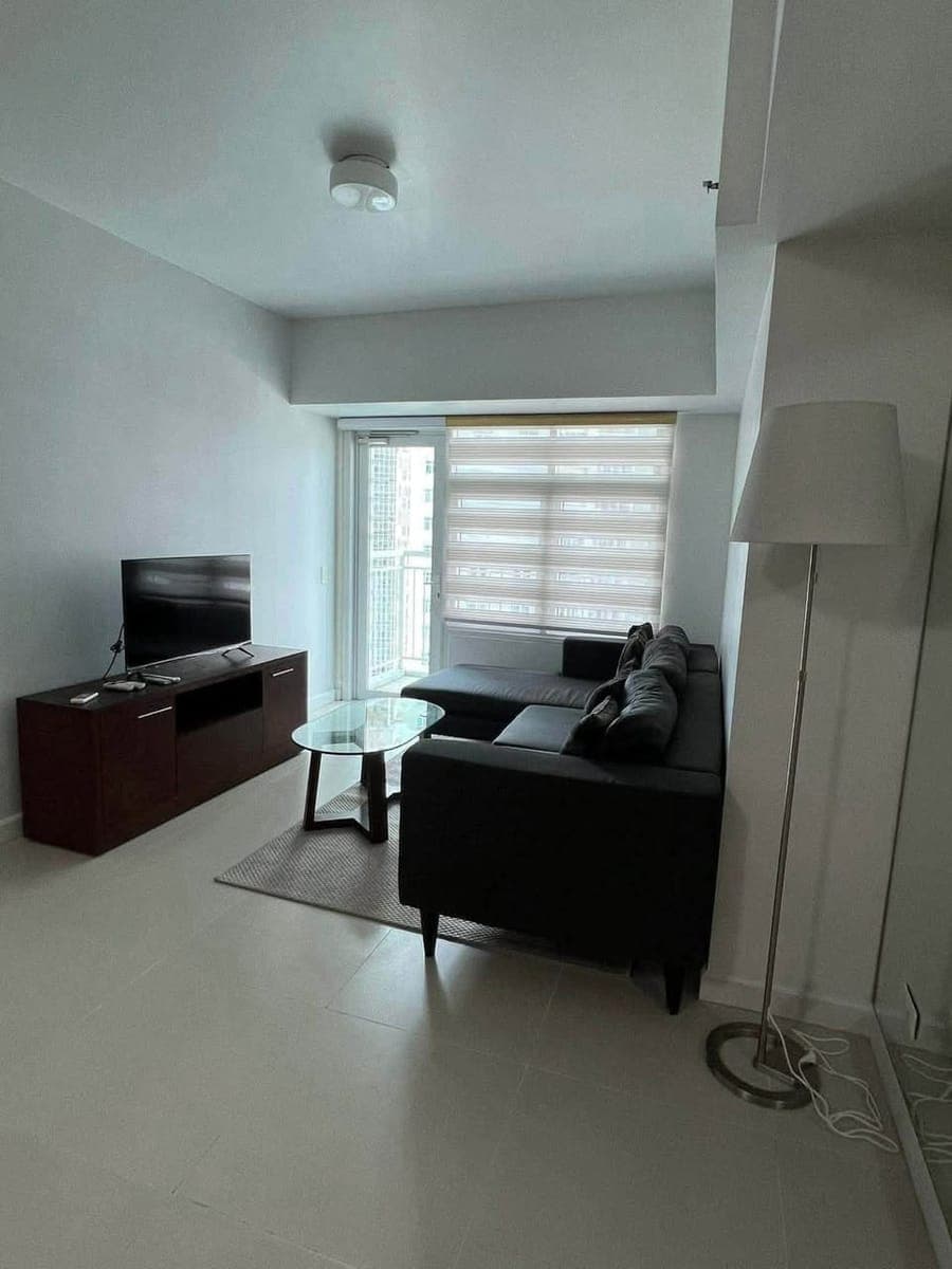 FOR RENT - photo 2