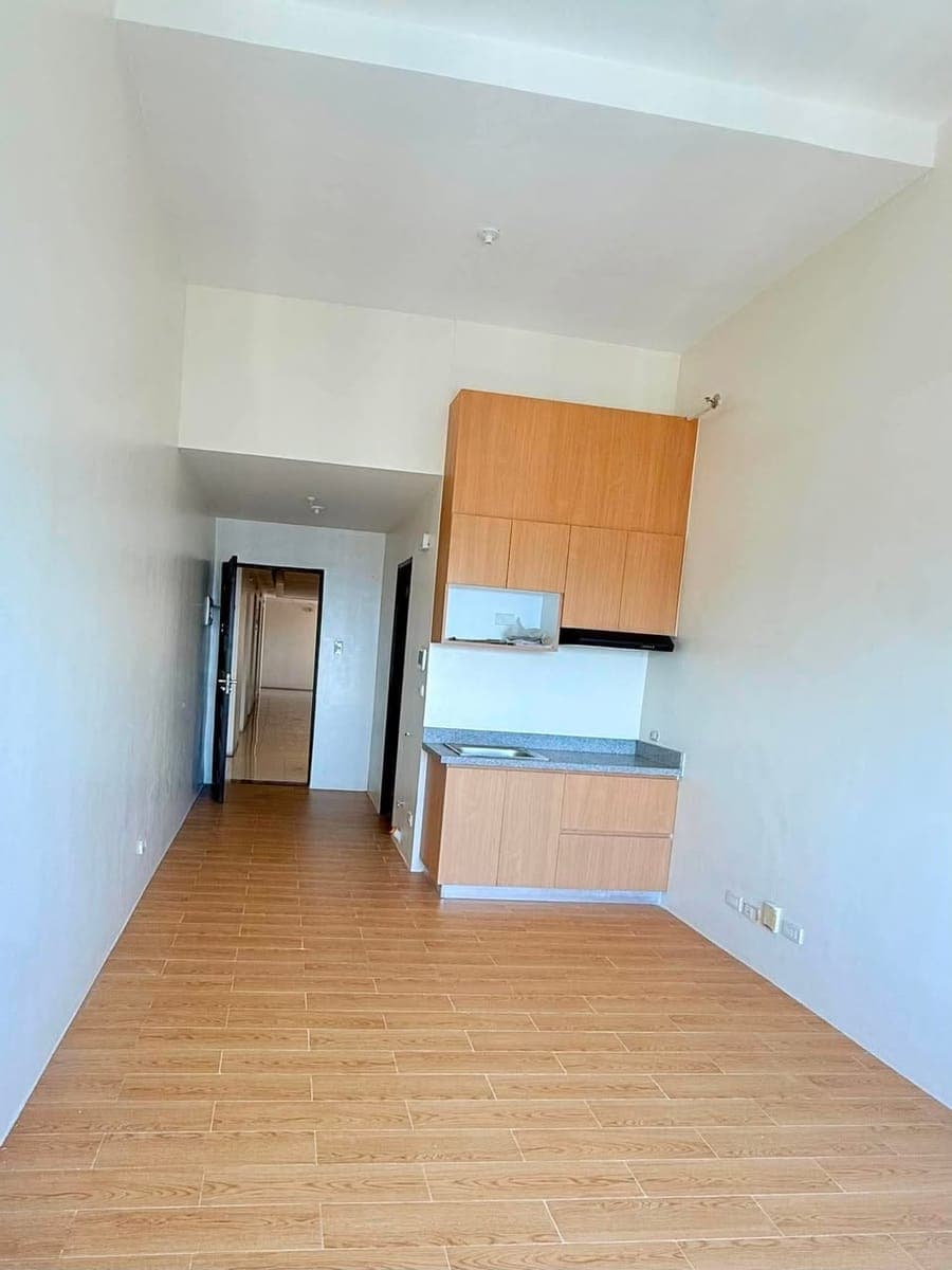 🏡 FOR LEASE | R Square Residences - photo 2