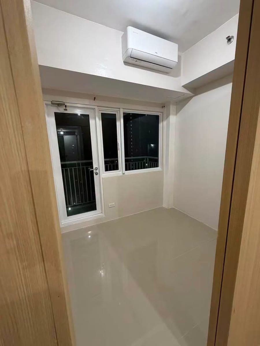 RUSH CONDO FOR RENT – GRASS RESIDENCES TODAY VIEWING - photo 1