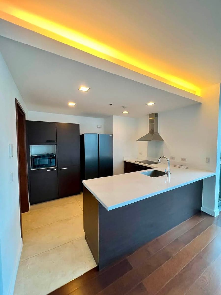 For Lease - photo 2