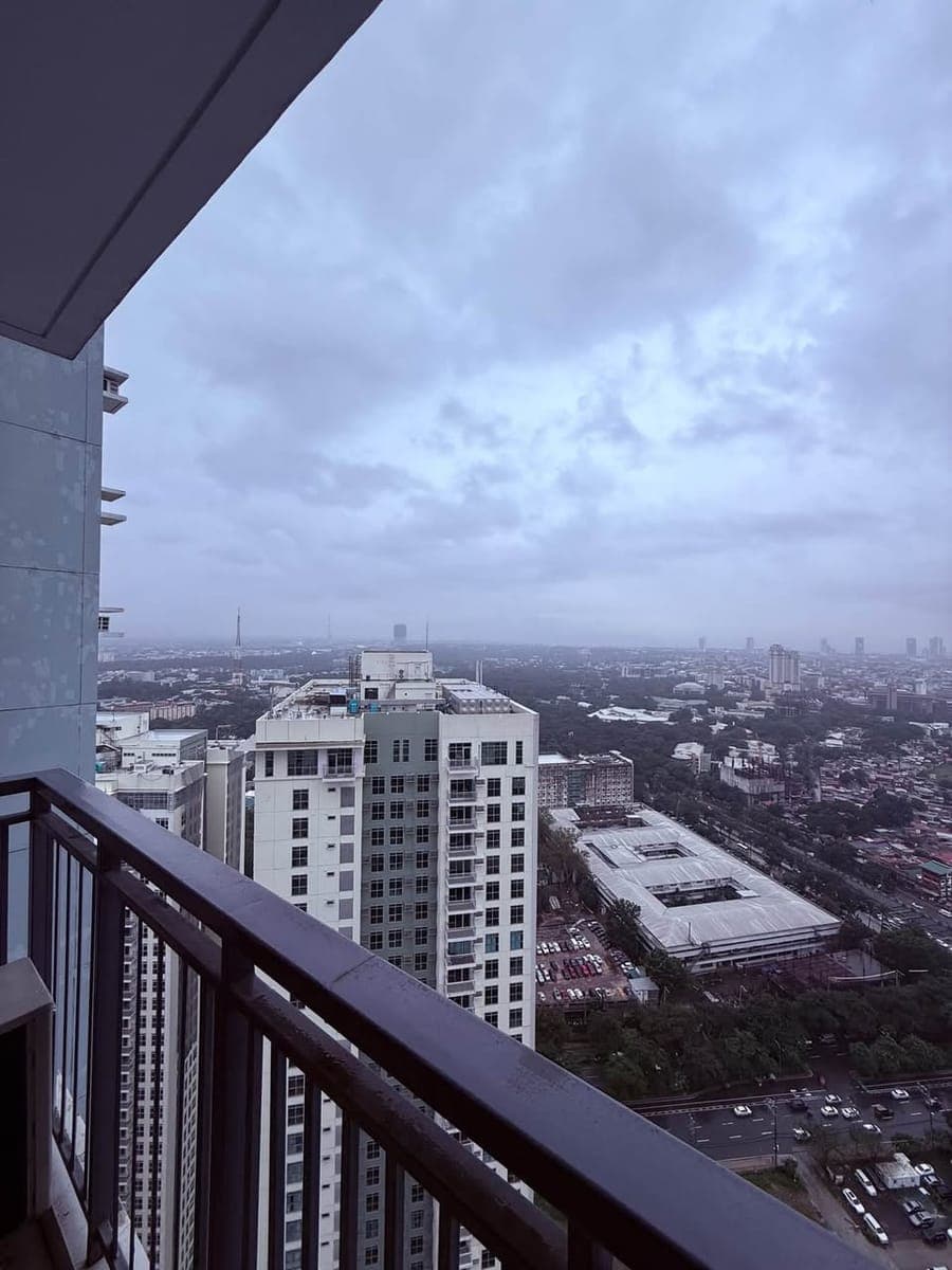 1BR FOR LEASE HIGH PARK TOWER 2 - photo 3
