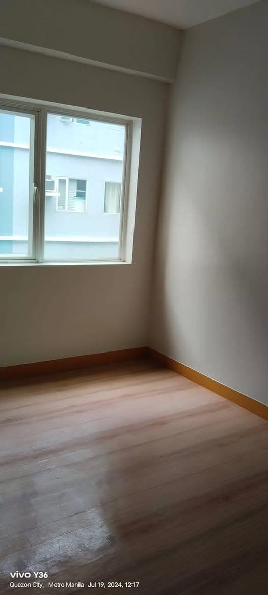 RUSH! FOR RENT TREES RESIDENCE NEAR SM FAIRVIEW - photo 3