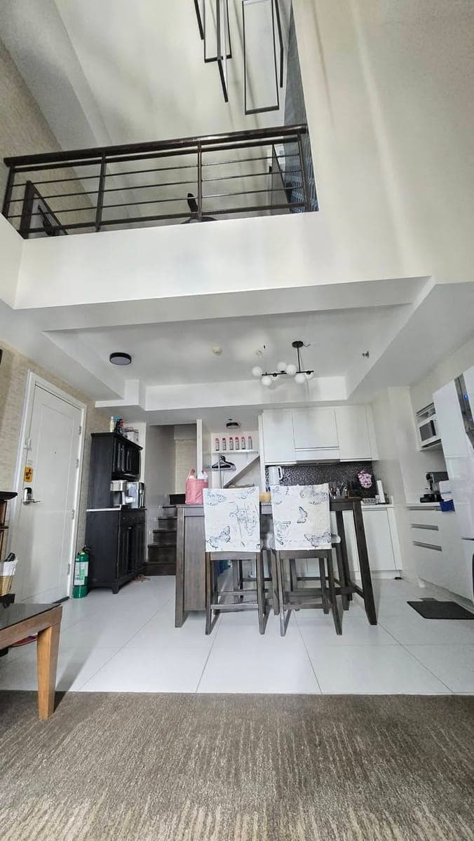 Fully- Furnished 1 bedroom Loft Type condo unit in Twin oaks Ortigas For lease,.including assoc dues. - photo 2