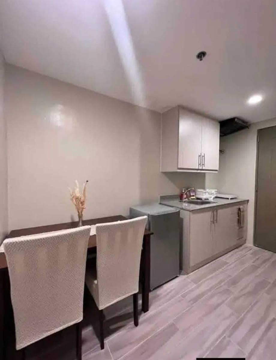 For Rent - photo 1