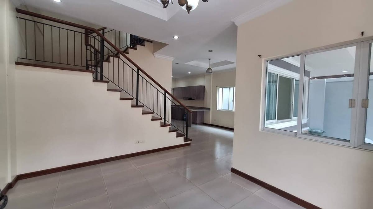 FOR RENT‼️ - photo 1