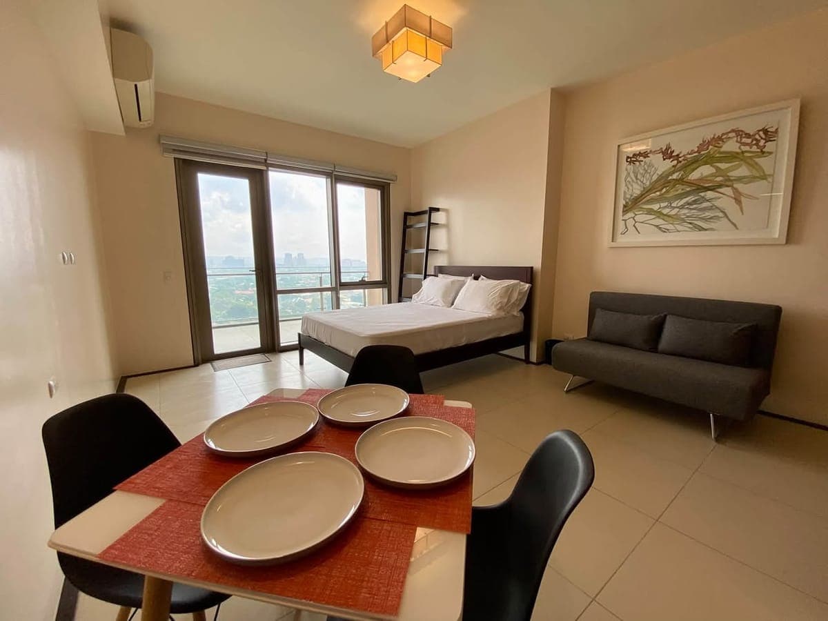 ‼️Furnished Luxury Studio for Lease‼️ - photo 2