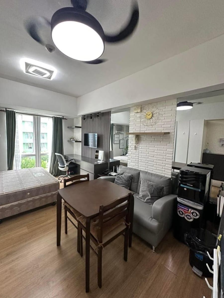 ₱30K Solinea with Parking - photo 2