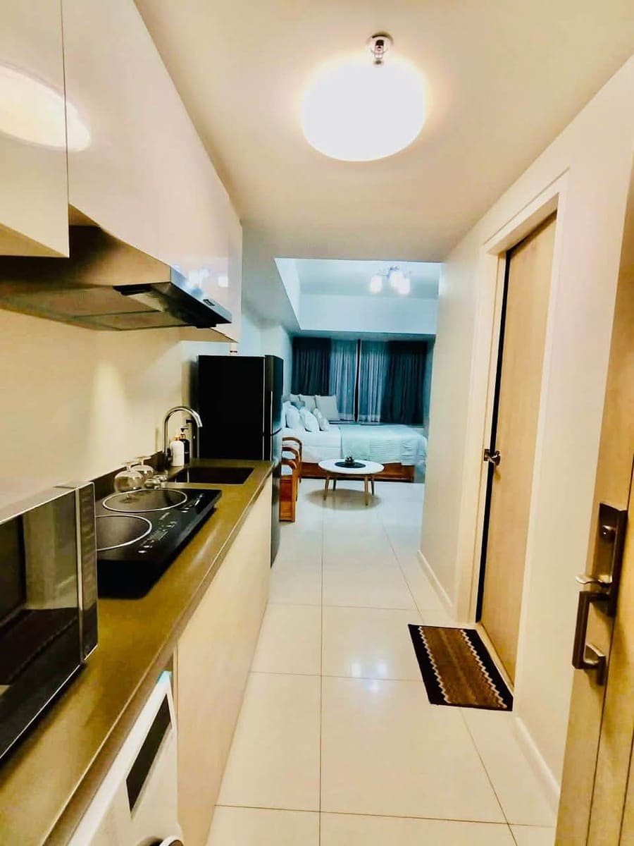 For Rent Studio Unit in Mandani Bay Suites T2 - photo 1