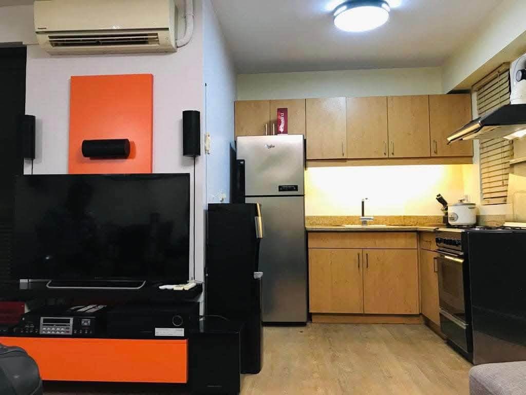 🏠 Condo Unit Available for Sharing | Student Preferred - photo 2