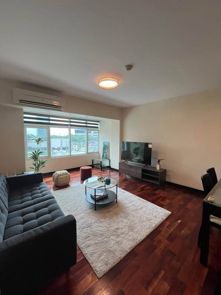 FOR RENT - photo 1