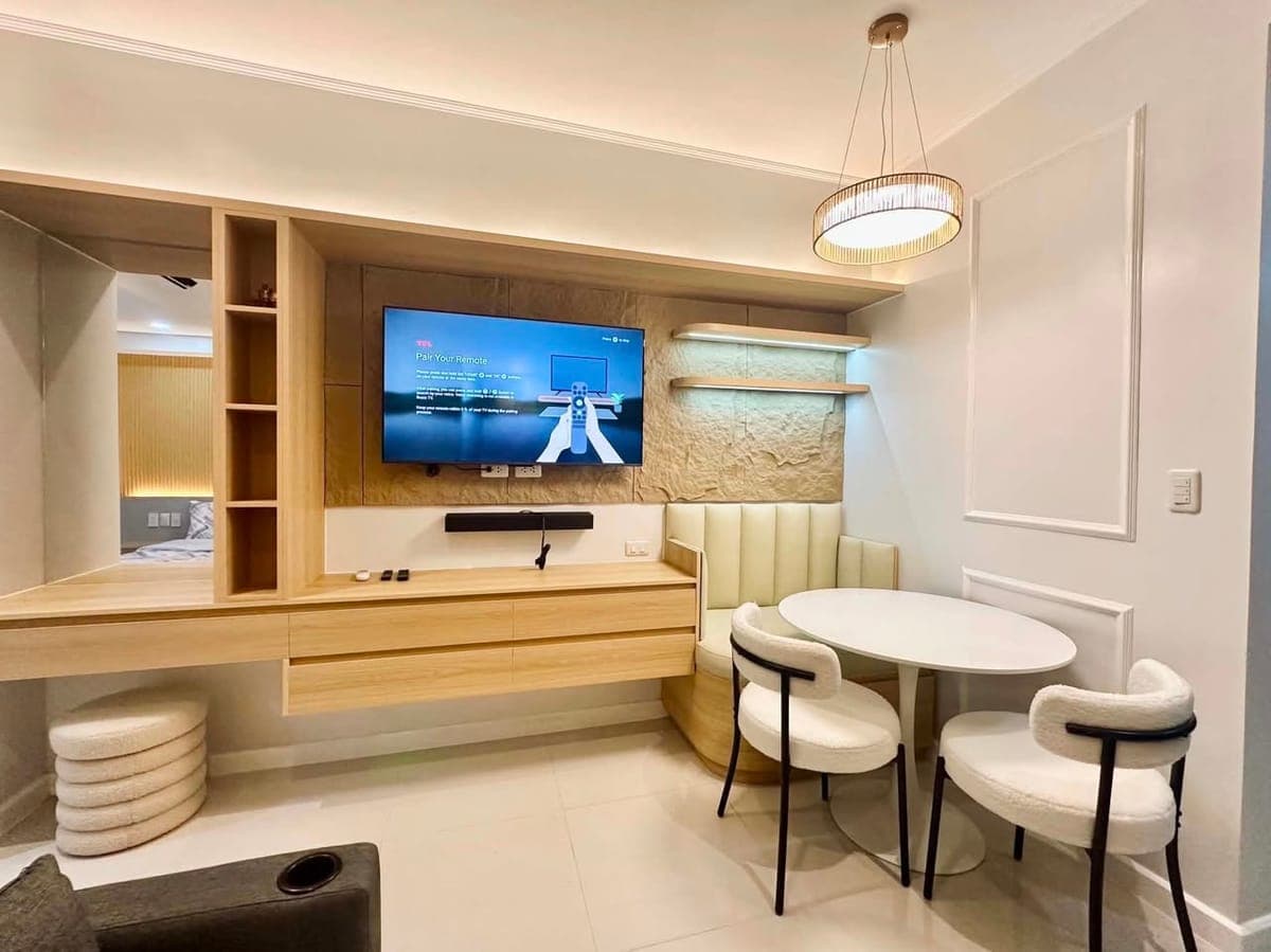Available for lease min.6 months. studio unit with balcony in Mandani Bay Quay Tower 2, 10th flr. - photo 4