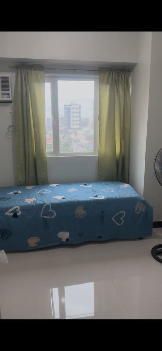 Quantum residences taft studio for rent. 16k 2+1 long term only.09321744109-viber/whatsapp - photo 2