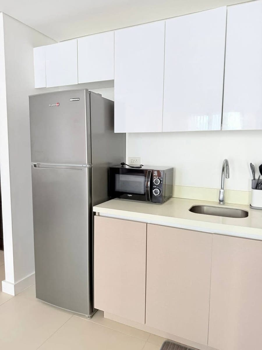 For Lease: 1-Bedroom Condo with Balcony at 38 Park Avenue ✨ - photo 5