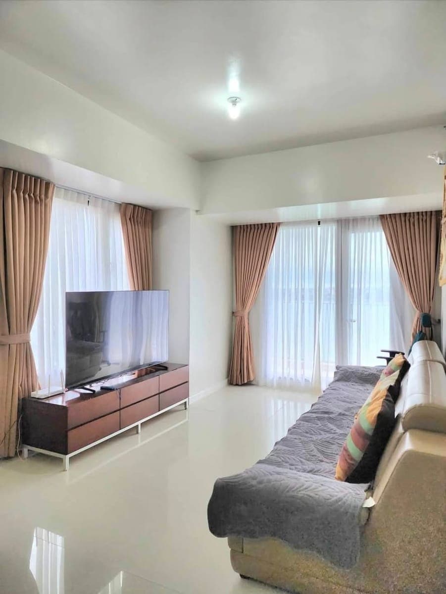👉3 Bedroom Condo Unit For Rent in Mandani Bay with balcony and parking - photo 5