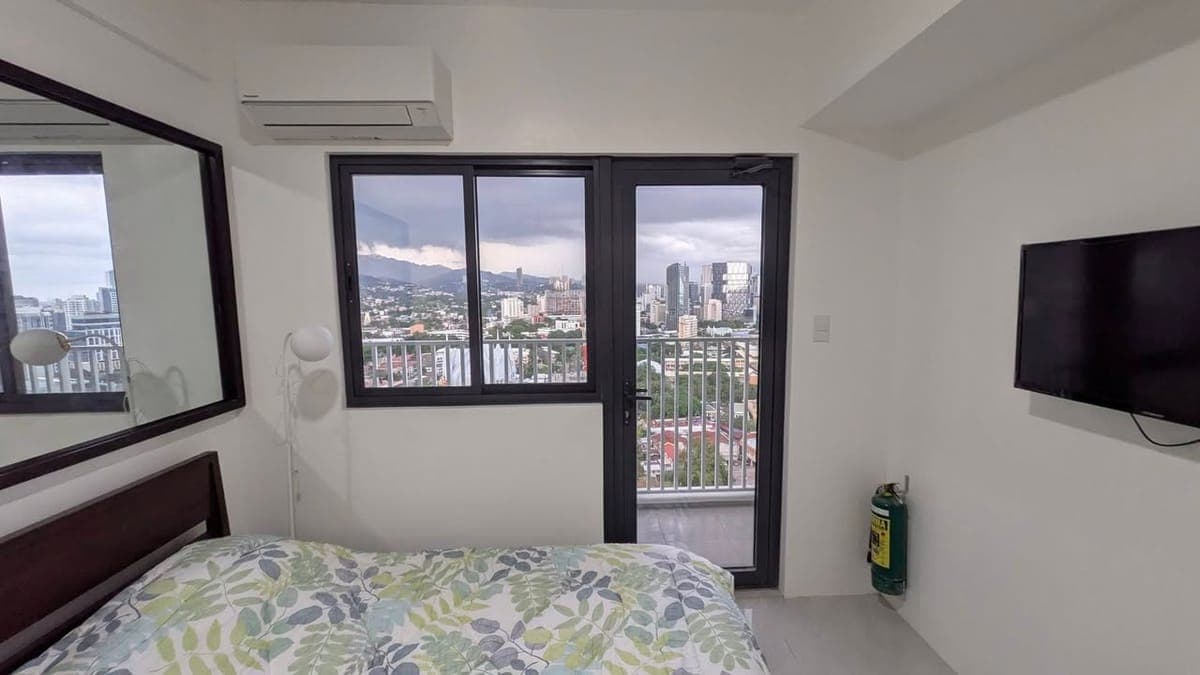 FOR RENT CITY CLOU MANGO CONDO - photo 2