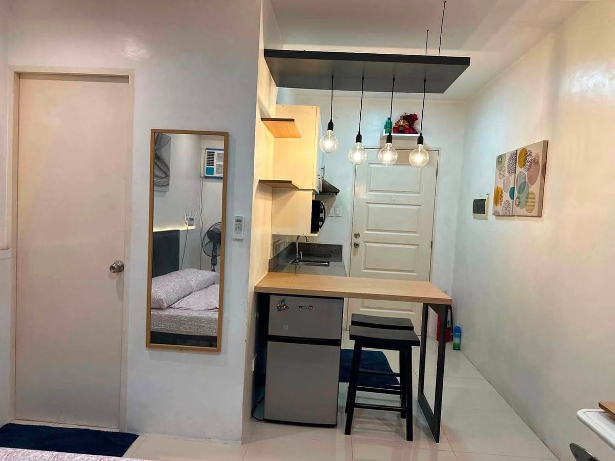 ✨ FOR RENT – Furnished Studio Unit with Balcony ✨ - photo 3