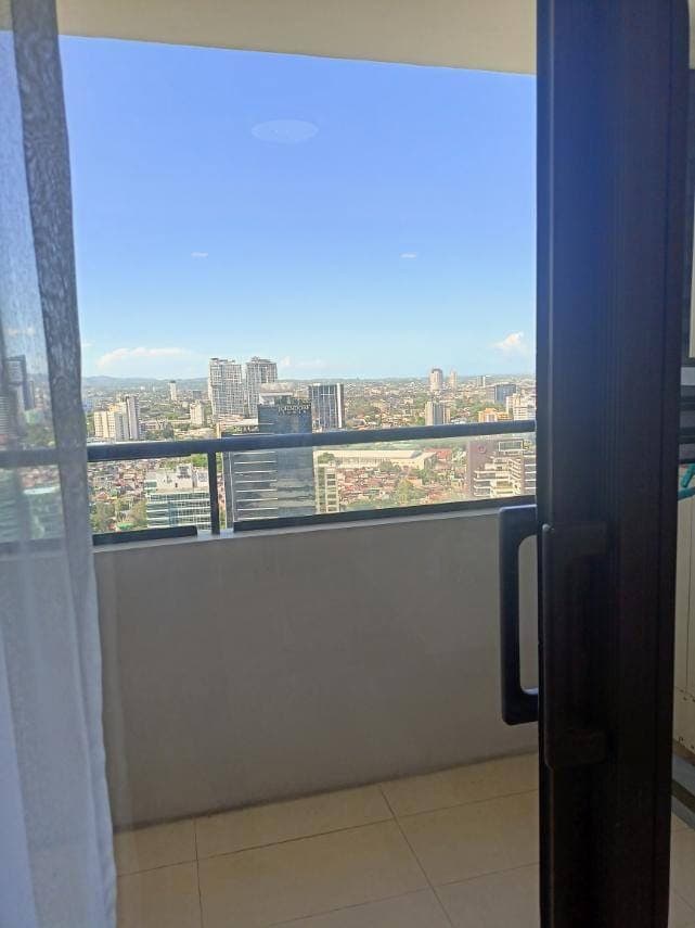 RPH-PL10728- Alcoves 1-Bedroom with Parking | 60 SQM – For Rent - photo 1