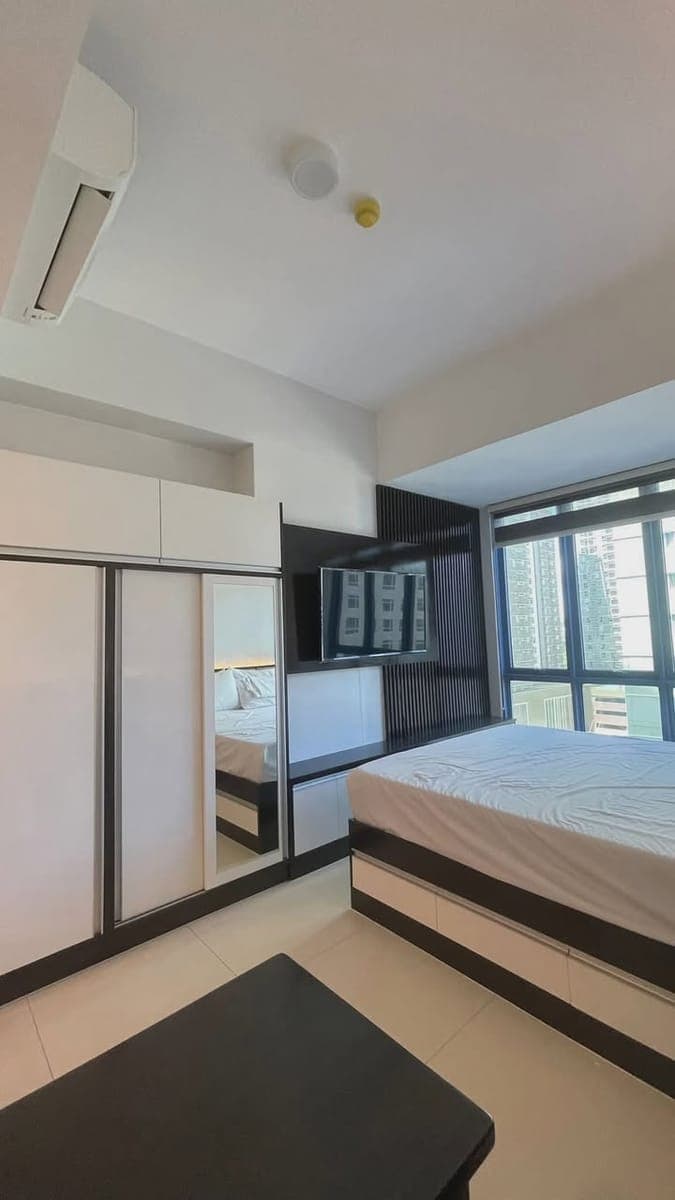📍38 PARK STUDIO FOR RENT - photo 1
