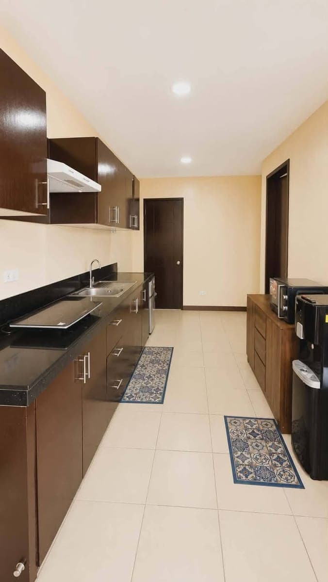 👉For Rent 2 Bedroom Apartment with parking inside subdivision in Banilad - photo 5