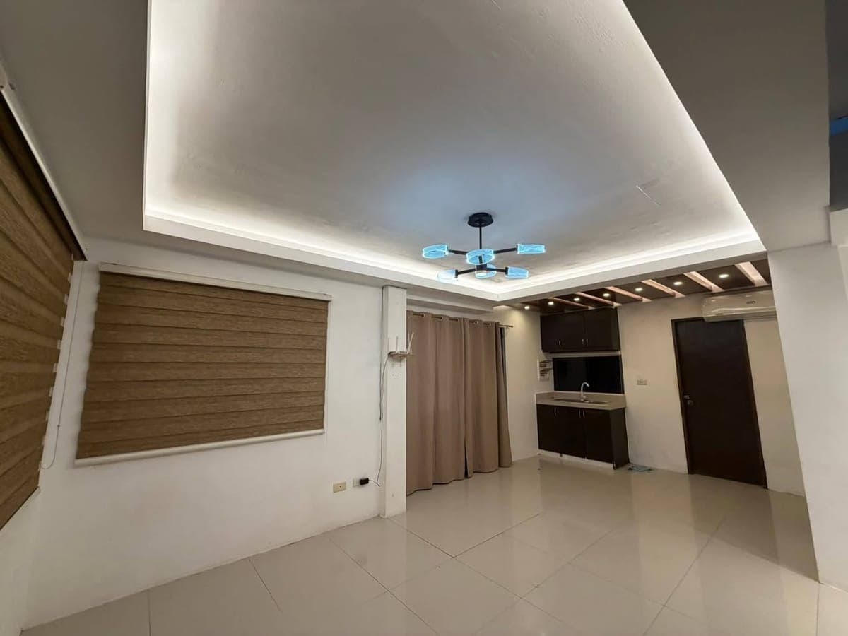 FOR RENT – 3-BEDROOM HOUSE - photo 2
