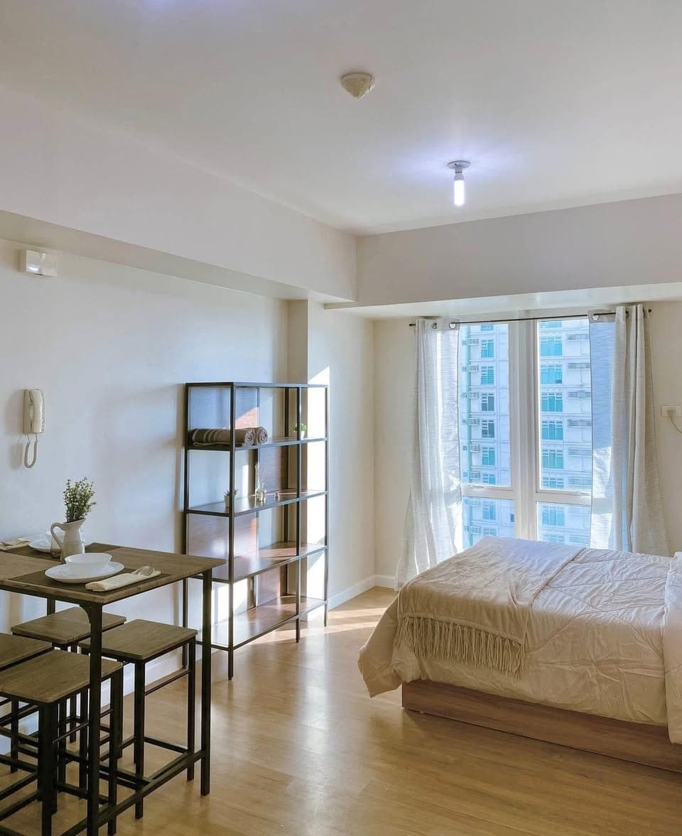 FOR RENT / SALE – STUDIO CONDOMINIUM - photo 1