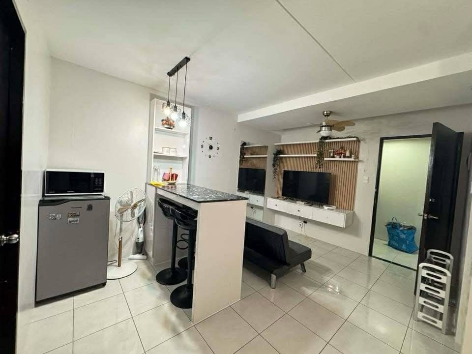FOR RENT/ ASSUME!!! - photo 1