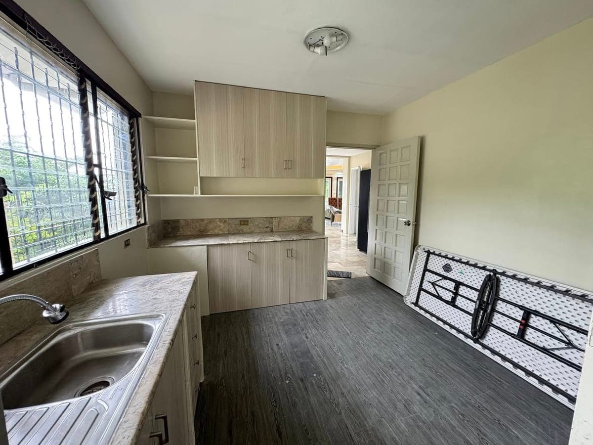 🏡✨ Overlooking House for Rent in Maria Luisa Estate Park, Banilad, Cebu City ✨🏡 - photo 4