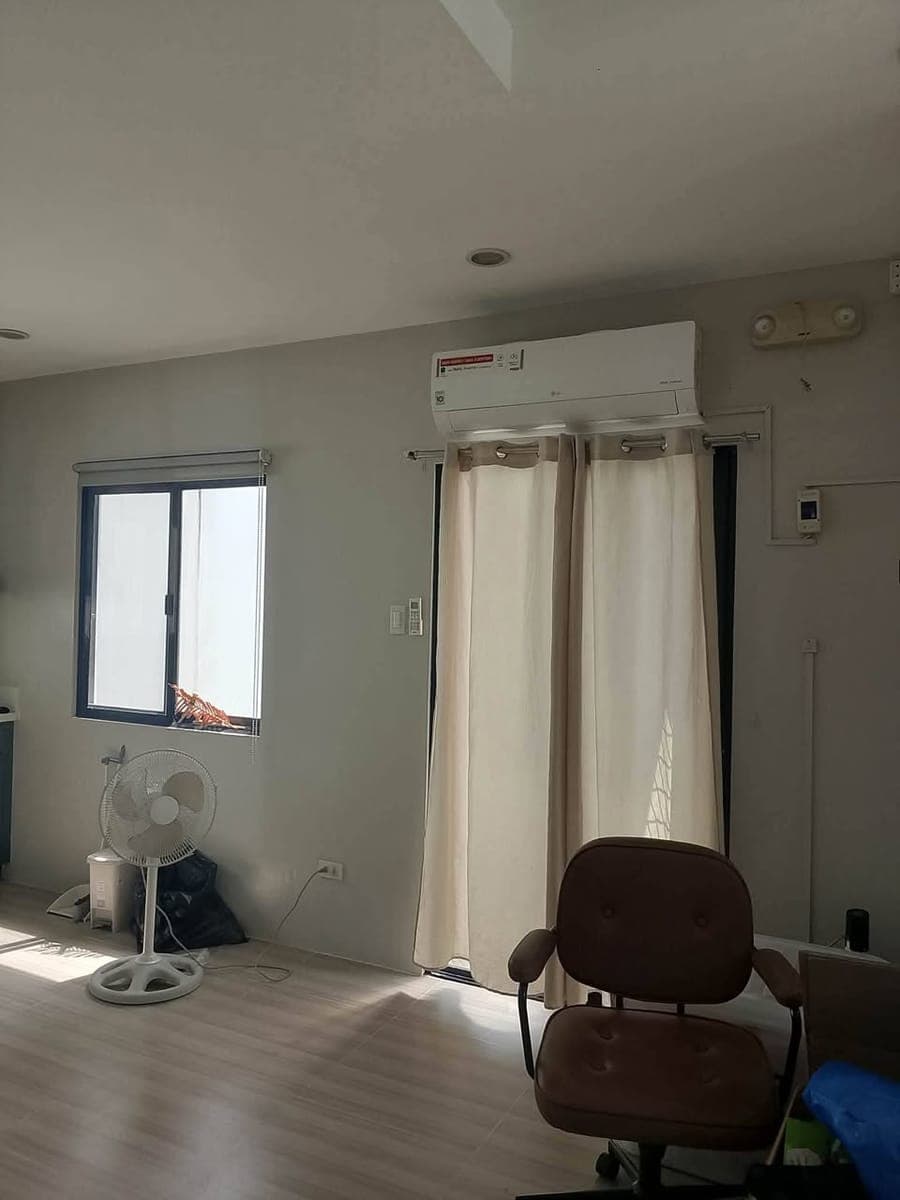 House for rent - photo 1
