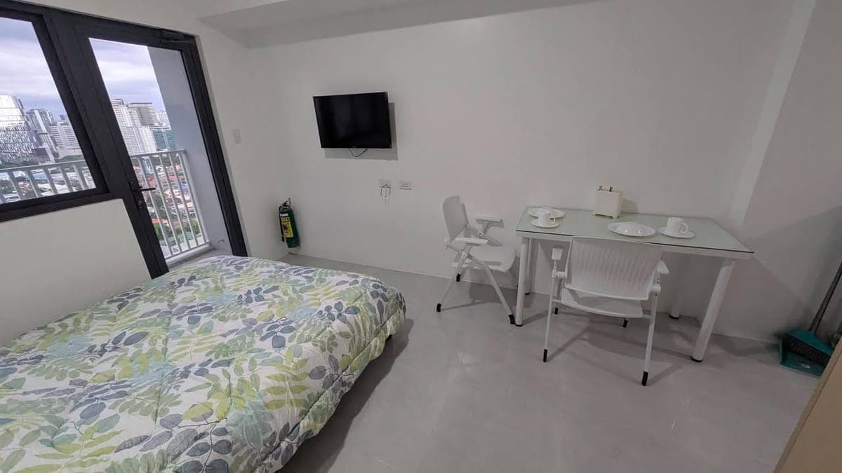 FOR RENT CITY CLOU MANGO CONDO - photo 2