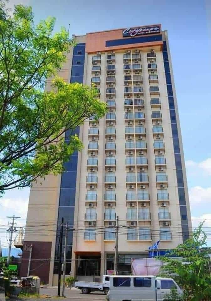 FOR RENT AVAILABLE 1BR FURNISHED CONDO! NEAR AYALA & SM MALL! NOW @15K MONTHLY RENTAL!! - photo 1