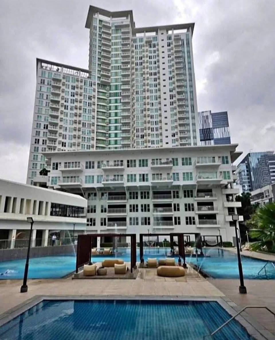 Solinea Tower 2 for RENT - photo 1