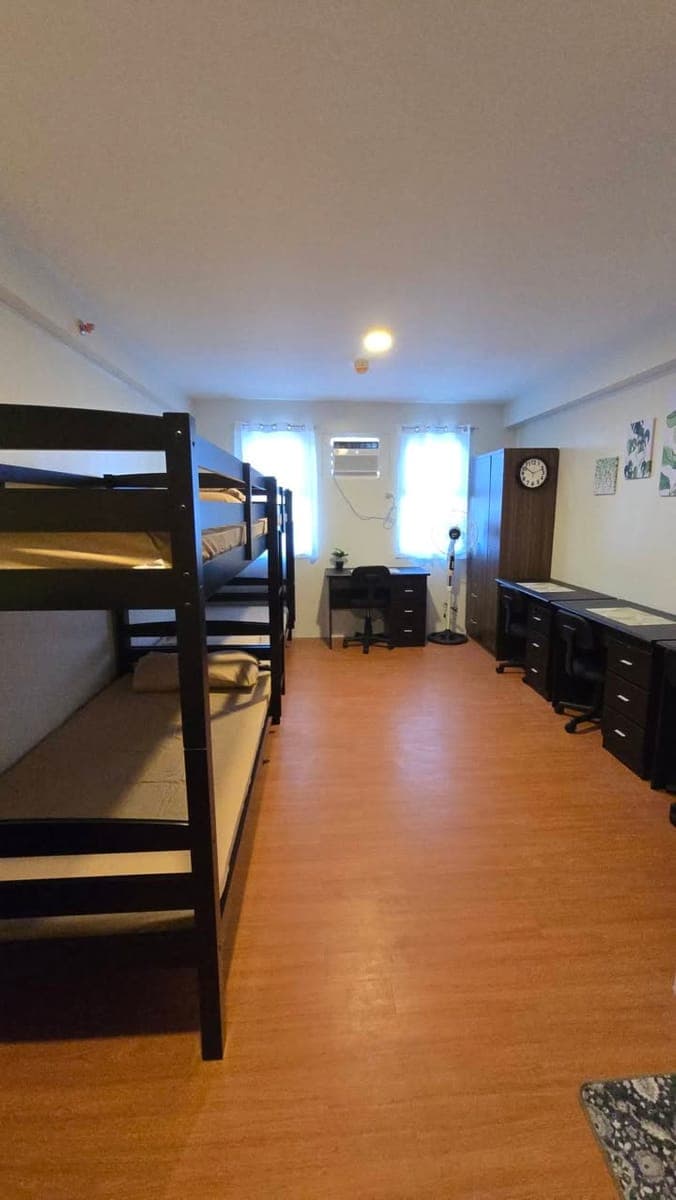 Dorm Space Available for Female Students or Rent the whole unit - photo 5